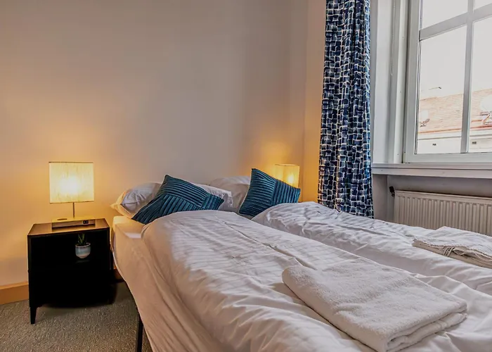 Apartamento Spacious Two Bedroom With Living Near Wiener Stadthalle Viena