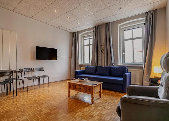 Apartamento Spacious Two Bedroom With Living Near Wiener Stadthalle Viena