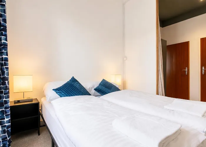 דירה Spacious Two Bedroom With Living Near Wiener Stadthalle *